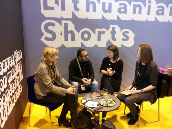 „Lithuanian shorts“ stendas „Clermont-Ferrand“ festivalyje „Lithuanian shorts“ archyvas