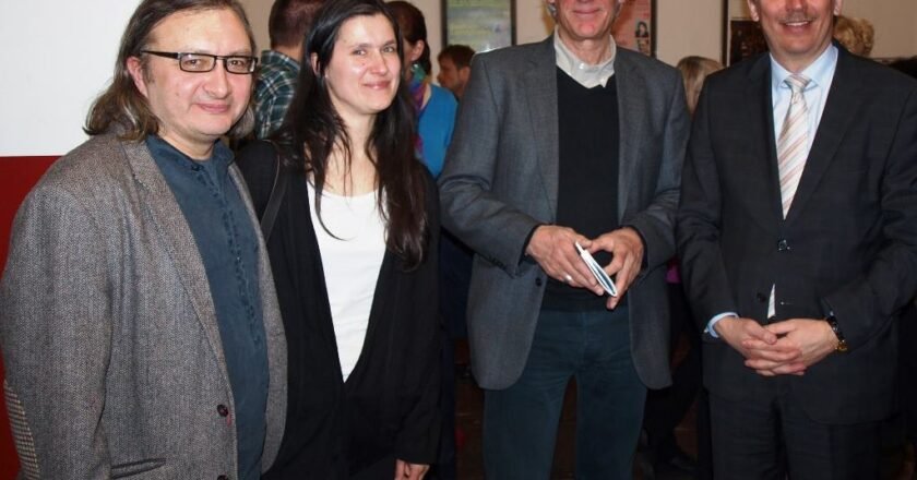 A. Matelis ir jo žmona A. Matelienė Achene su filmo prodiuseriu G. Haag ir Lietuvos ambasadoriumi Vokietijoje D. Matulioniu