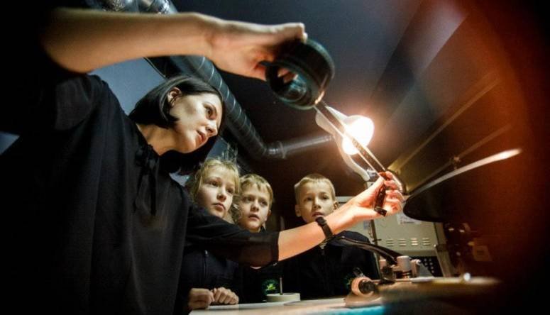 Kino dirbtuvės Kino teatro „Pasaka“ archyvas